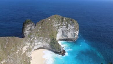 Best Time to Visit Diamond Beach in Nusa Penida