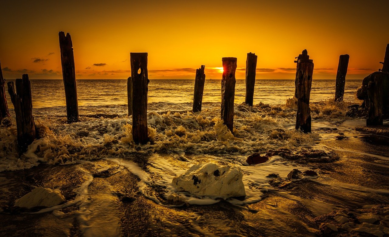 Best Time of Year to Visit the East Coast's Top Beaches