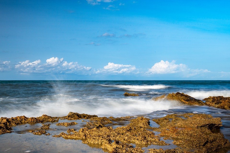 How to get ready for a day at the beach: